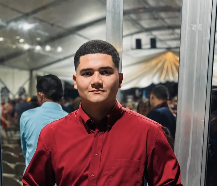 Dennis Reyes, Software Engineer de Costaline Code